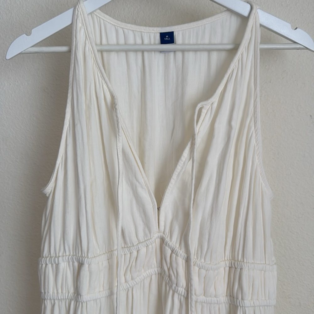Old Navy fit & Flare Crinkle Gauze Cream Sleeveless V-Neck Maxi Sundress M Tall - Picture 2 of 7